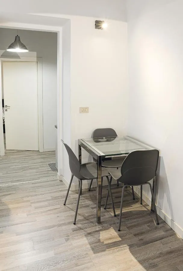 Appartamento Sangiuliano 282 Aeroporto di Catania Fontana Rossa